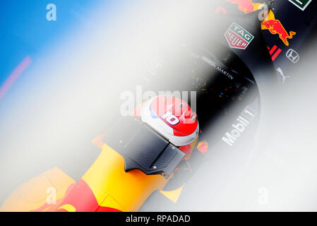 Barcellona, Spagna. Il 21 febbraio, 2019. Formula Uno test pre stagionali , giorno quattro vista dall'alto di Pierre Gasly del Team Red Bull Racing in pit lane durante i test invernali al circuito di Catalunya Credito: Pablo Guillen/Alamy Live News Foto Stock