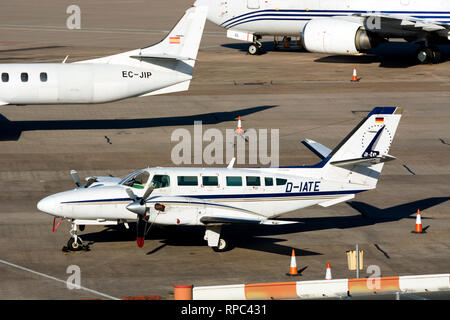Cessna F406 Caravan II all'Aeroporto di Birmingham, UK (D-IATE) Foto Stock