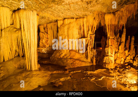 Grotta di Kapsia, Tripoli, Arcadia, Grecia Foto Stock