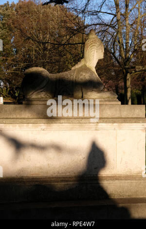 Regno Unito, Inghilterra, Londra, Chiswick House sphinx Foto Stock