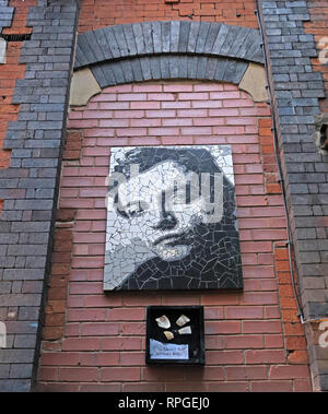 Dietro il Palazzo degli Affleck, il tributo nascosto a Mark e Smith della caduta vale la pena di cercare su una strada di Manchester - commissionato da Mark Kennedy Foto Stock