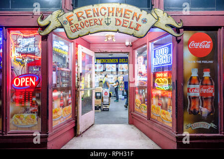 Frenchmen Grocery & Deli, Frenchmen Grocery and Deli storefront, Frenchmen Street, New Orleans French Quarter, Marigny, New Orleans, Louisiana, USA Foto Stock