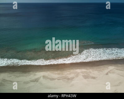 Mare blu acqua seascape antenna fuco view Foto Stock