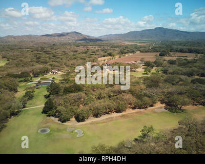 Verdi campi da golf in Nicaragua antenna fuco view Foto Stock