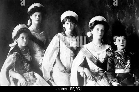 Lo Zar i bambini Granduchessa Tatiana, Marie, Anastasia, Olga e Czarevitch Foto Stock