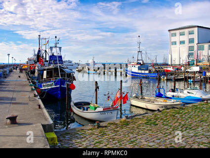 Sassnitz Harbour sulla isola di Ruegen in Germania Foto Stock