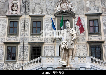 PISA - La facciata e le scale della Scuola Normale Superiore, un'elite university riservati per gli studenti migliori. Foto Stock