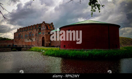 Esterno vista serale al castello di Malmo in Svezia Foto Stock