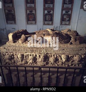 CID , EL RODRIGO DIAZ DE VIVAR CABALLERO ESPAÑ0L . 1043 - 1099 PRIMITIVA TUMBA DEL CID EN EL MONASTERIO DE SAN PEDRO CARDEÑA EN BURGOS. Foto Stock