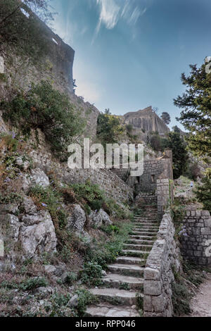 Parte superiore della fortezza di Cattaro, Montenegro Foto Stock