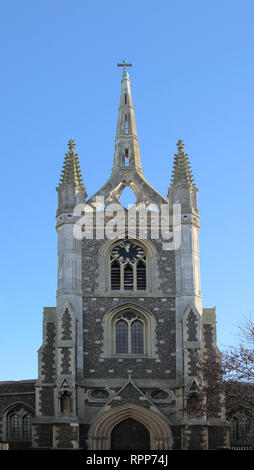 La chiesa parrocchiale di Santa Maria della Carità a Faversham Kent Foto Stock