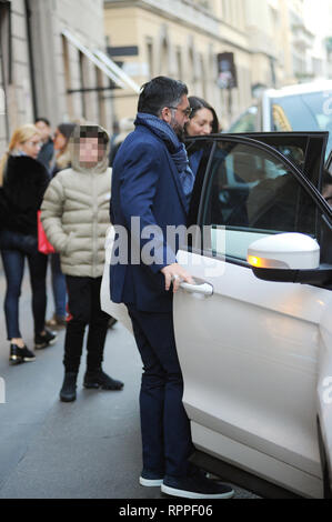 Rino Gattuso fuori con la sua famiglia dopo un pasto al Salumaio di via Montenapoleone a Milano con: Rino Gattuso Dove: Milano, Italia Quando: 22 Gen 2019 Credit: IPA/WENN.com * * disponibile solo per la pubblicazione in UK, USA, Germania, Austria, Svizzera** Foto Stock