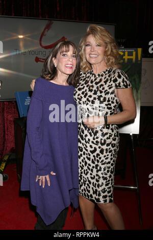 Los Angeles, CA, Stati Uniti d'America. Xx Febbraio 2019. LOS ANGELES - Feb 20: Kate Linder, Melody Thomas Scott al Melody Thomas Scott celebra 40 anni su Y&R evento alla televisione CBS City il 20 febbraio 2019 a Los Angeles, CA presso gli arrivi per Melody Thomas Scott quarantesimo anniversario sul giovane e l'agitato, televisione CBS City, Los Angeles, CA, 20 febbraio 2019. Credito: Priscilla concedere/Everett raccolta/Alamy Live News Foto Stock