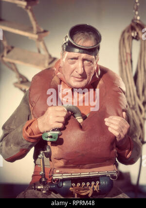 DER MANN IM STROM BRD 1958 Eugen York HANS ALBERS (Paolo Hinrichs), 'Der Mann im Strom", 1958. Foto Stock