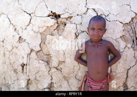 Ragazzo Himba, Purros, Namibia, Africa Foto Stock