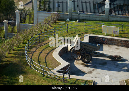 Cannone di Schneider in la Batería Park. Torremolinos Málaga, Spagna. Foto Stock