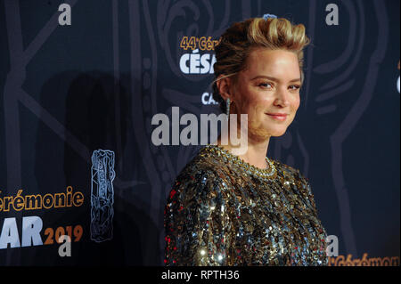 Virginie Elfira visto sul tappeto rosso durante il Cesar Film Awards 2019 presso la Salle Pleyel di Parigi, Francia. Foto Stock