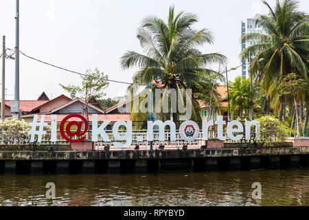 Kampung Morten case lungo il fiume Malacca, Melaka, Malaysia. Foto Stock