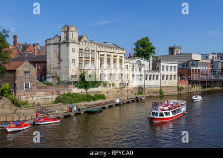 Imbarcazione turistica fiume re di City Cruises York crociera sul fiume Ouse, città di York, UK. Foto Stock