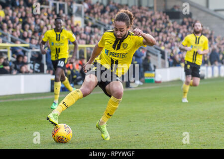 Burton upon Trent, Regno Unito. Il 23 febbraio, 2019. Marcus elettrico della Burton Albion durante il cielo EFL scommettere League 1 match tra Burton Albion e Fleetwood Town a Pirelli Stadium, Burton upon Trent, in Inghilterra il 23 febbraio 2019. Foto di Matteo Buchan. Solo uso editoriale, è richiesta una licenza per uso commerciale. Nessun uso in scommesse, giochi o un singolo giocatore/club/league pubblicazioni. Credit: UK Sports Pics Ltd/Alamy Live News Foto Stock