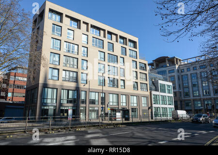 Irish Cultural Center, Nero's Road, Hammersmith, Londra W6, Regno Unito Foto Stock