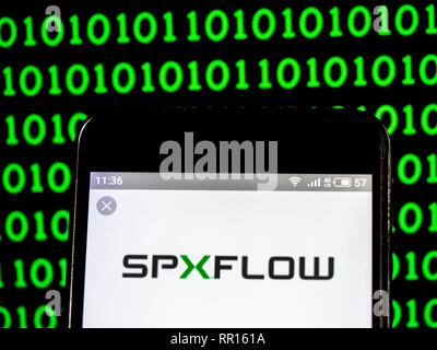 Flusso di SPX Technology Company logo che si vede visualizzato sul telefono intelligente Foto Stock
