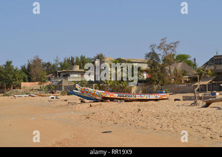 Ngaparou, una piccola comunità costiera della Petite Cote del Senegal Foto Stock