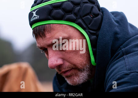 Febbraio 23, 2019 - pini del sud, North Carolina, USA - Febbraio 23, 2019 - pini del sud, N.C., STATI UNITI D'AMERICA - Carolinas Geographic Rugby Unione Uomini di Azione di rugby tra i pini del sud ''Grande coni'' e Charleston (Sud Carolina) fuorilegge Rugby Football Club a campi di Twin Farm. Pini del sud shut-out Charleston, 105-0. (Credito Immagine: © Timothy L. Hale/ZUMA filo) Foto Stock