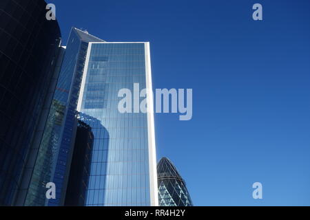 Vista dal giardino a 120 Fenchurch Street, London , REGNO UNITO Foto Stock