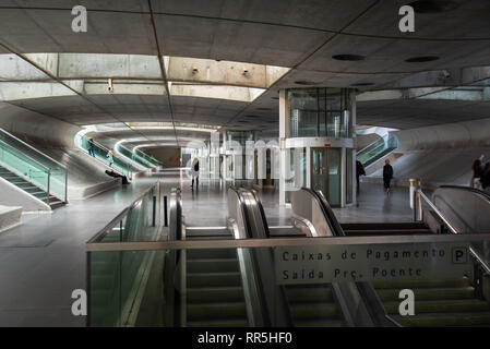 Lisbona, Portogallo. Il 23 febbraio 2019. Vista di Oriente la stazione della metropolitana di Lisbona. Foto Stock