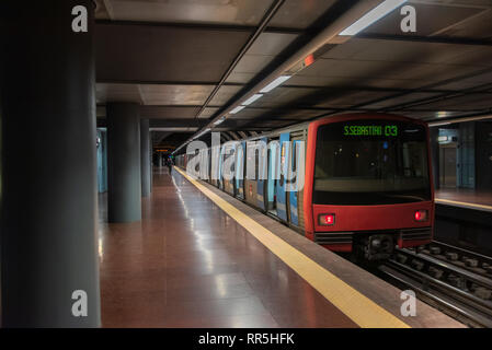 Lisbona, Portogallo. Il 23 febbraio 2019. Vista di Oriente la stazione della metropolitana di Lisbona. Foto Stock