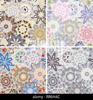 Quattro coloratissimi modelli senza giunture con ornamenti circolari. Illustrazione Vettoriale. Illustrazione Vettoriale