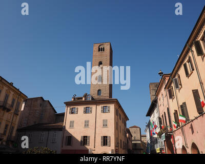 ALBA, Italia - circa Febbraio 2019: Piazza Risorgimento piazza della cattedrale Foto Stock