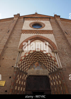 ALBA, Italia - circa Febbraio 2019: la chiesa di San Domenico Foto Stock