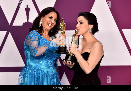 Melissa Berton e Rayka Zehtabchi con il premio per il miglior documentario (Corto Oggetto) per periodo. Fine della frase in sala stampa al 91Academy Awards tenutosi presso il Teatro Dolby in Hollywood, Los Angeles, Stati Uniti d'America. Foto Stock