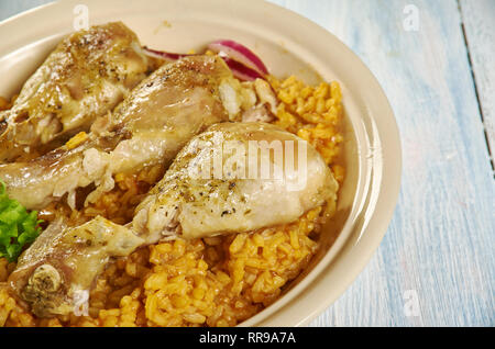 West African pollo al forno riso Jollof close up Foto Stock