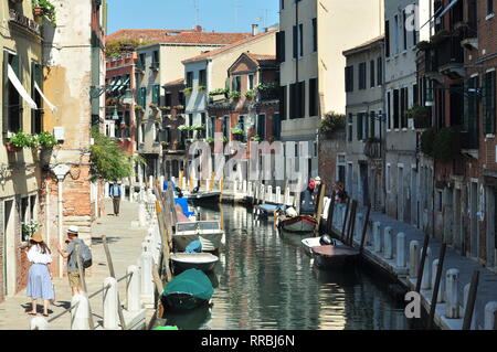 canale a Venezia Foto Stock