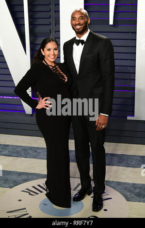 Kobe Bryant e Vanessa Laine Bryant frequentando il Vanity Fair Oscar Party a Wallis Annenberg Center for the Performing Arts di Beverly Hills, Los Angeles, California, USA. Foto Stock