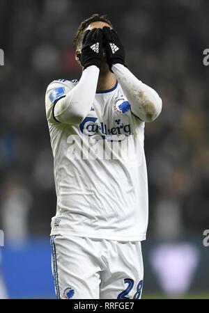 Febbraio 25, 2019 - Copenaghen, Danimarca - Pieros Sotiriou, FC Copenhagen dopo manca un colpo durante la Superleague partita di calcio tra FC Copenhagen e Vendsyssel FF in Telia Parken, Copenhagen, Danimarca. (Credito Immagine: © Lars Moeller/ZUMA filo) Foto Stock