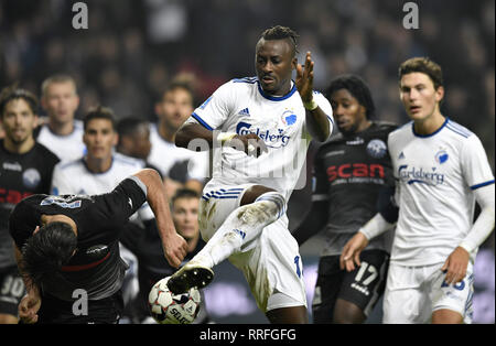 Febbraio 25, 2019 - Copenaghen, Danimarca - Dame NÂ"Doye, FCK, FC KÂ¿benhavn/FC Copenhagen in azione durante la Superleague partita di calcio tra FC Copenhagen e Vendsyssel FF in Telia Parken, Copenhagen, Danimarca. (Credito Immagine: © Lars Moeller/ZUMA filo) Foto Stock