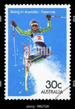 AUSTRALIA - circa 1984: un timbro stampato in Australia mostra sci freestyle, circa 1984 Foto Stock