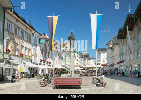 Marktstraße street, zona pedonale, Bad Toelz, Alta Baviera, Baviera, Germania, Europa Foto Stock