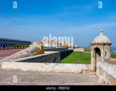 Alle mura della vecchia città, Cartagena, Dipartimento di Bolivar, Colombia, Sud America Foto Stock