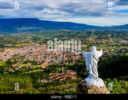 Villa de Leyva, vista in elevazione, Mirador El Santo Sagrado Corazon de Jesus, Boyaca Reparto, Colombia, Sud America Foto Stock