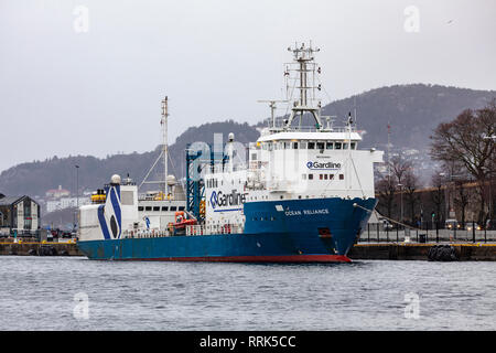 Ocean ricerca / sondaggio nave Ocean Reliance nel porto di Bergen, Norvegia Foto Stock