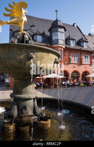 Marktbrunnen, Goslar, Harz, Niedersachsen, Deutschland Foto Stock