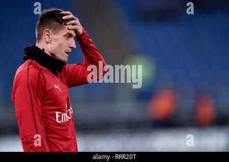 Roma, Italia. 26 Febbraio, 2019. Krzysztof Piatek di Milano durante l'Italiano Tim Cup Semi-Final match tra Lazio e AC Milan allo Stadio Olimpico di Roma, Italia il 26 febbraio 2019. Foto di Giuseppe mafia. Credit: UK Sports Pics Ltd/Alamy Live News Foto Stock