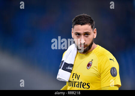 Roma, Italia. 26 Febbraio, 2019. Gianluigi Donnarumma di Milano durante l'Italiano Tim Cup Semi-Final match tra Lazio e AC Milan allo Stadio Olimpico di Roma, Italia il 26 febbraio 2019. Foto di Giuseppe mafia. Credit: UK Sports Pics Ltd/Alamy Live News Foto Stock