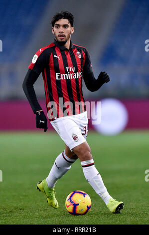 Roma, Italia. 26 Febbraio, 2019. Lucas Paqueta di Milano durante l'Italiano Tim Cup Semi-Final match tra Lazio e AC Milan allo Stadio Olimpico di Roma, Italia il 26 febbraio 2019. Foto di Giuseppe mafia. Credit: UK Sports Pics Ltd/Alamy Live News Foto Stock