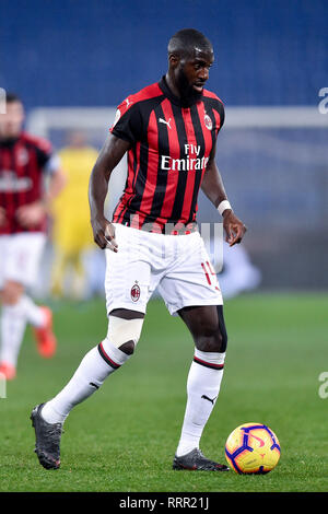 Roma, Italia. 26 Febbraio, 2019. TiemouŽ Bakayoko di Milano durante l'Italiano Tim Cup Semi-Final match tra Lazio e AC Milan allo Stadio Olimpico di Roma, Italia il 26 febbraio 2019. Foto di Giuseppe mafia. Credit: UK Sports Pics Ltd/Alamy Live News Foto Stock